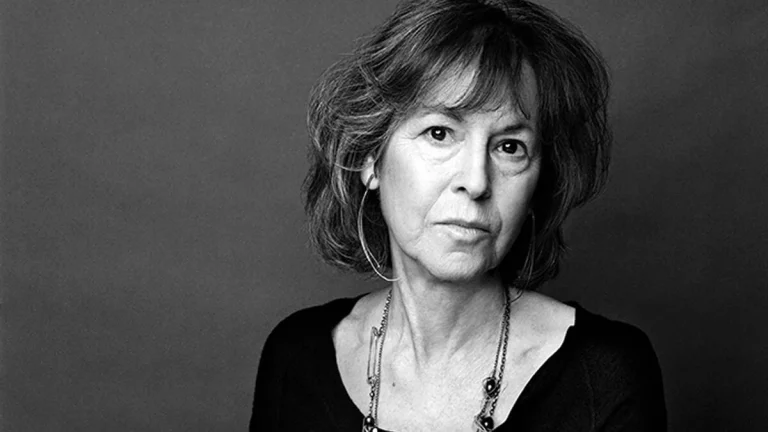 La poetisa Louise Gluck gana el premio Nobel de literatura