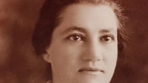 Biography of Lucila Gamero de Medina