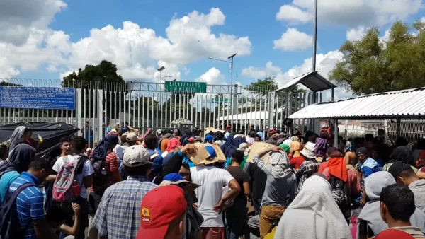 Senadores de EEUU piden extender TPS para hondureños desplazados por la violencia e inseguridad