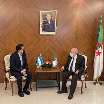 Honduras y Argelia promueven acuerdos de cooperación bilateral e inversiones